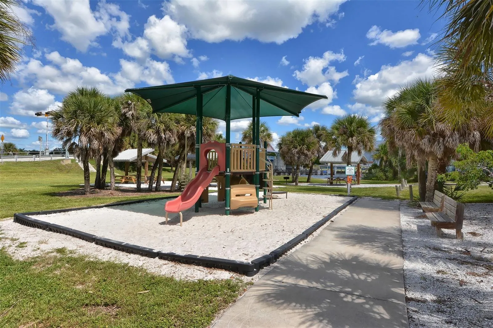 1568 VERMEER DR