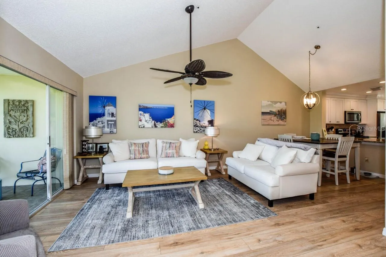433 CERROMAR LN #541 #541