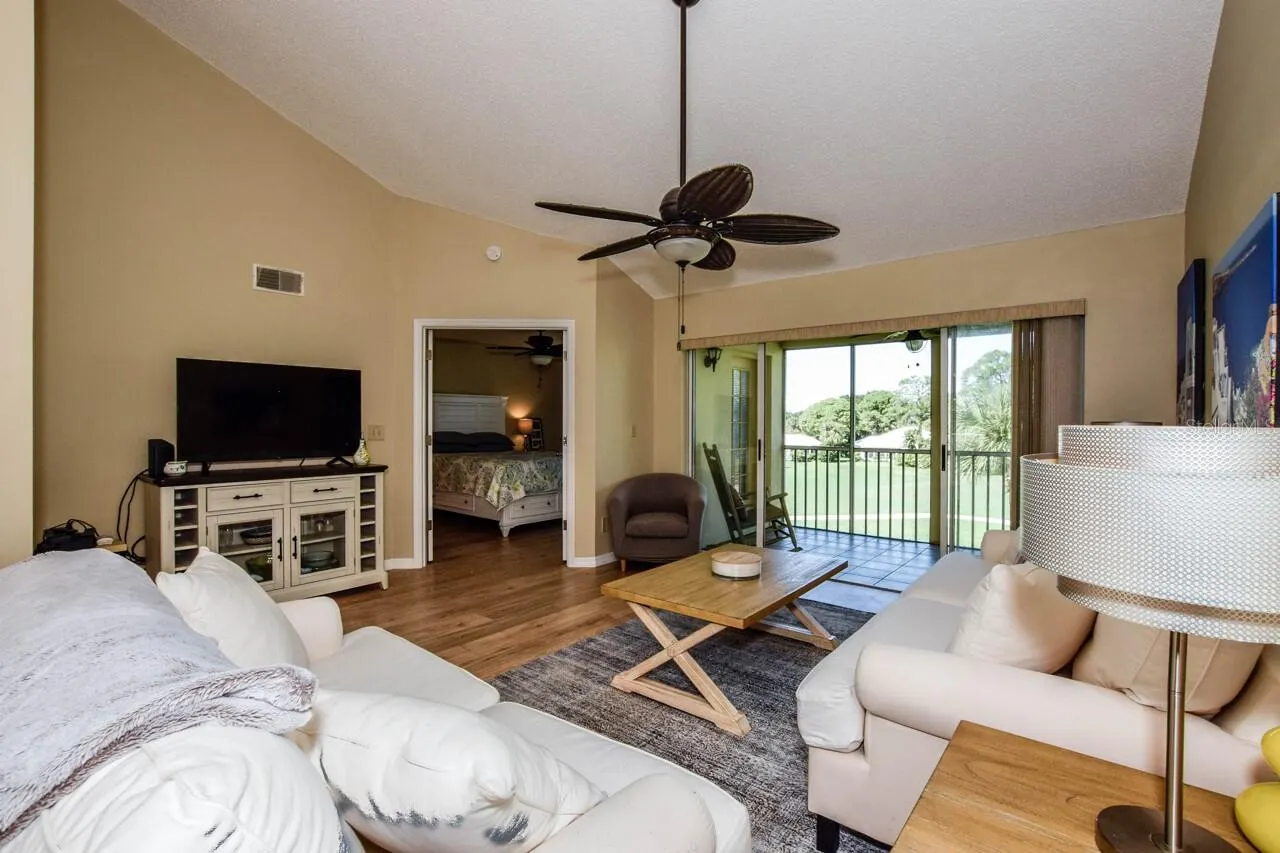 433 CERROMAR LN #541 #541
