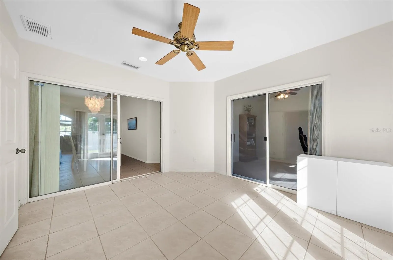 217 SAN CARLOS AVE