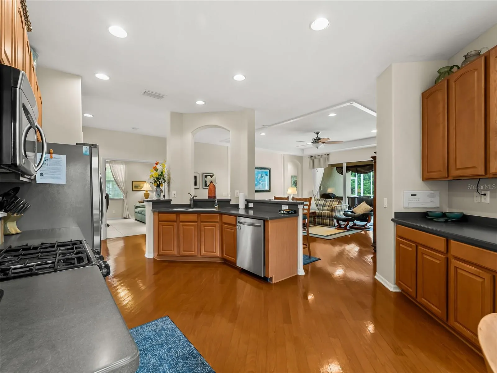 5130 LAUREL OAK CT