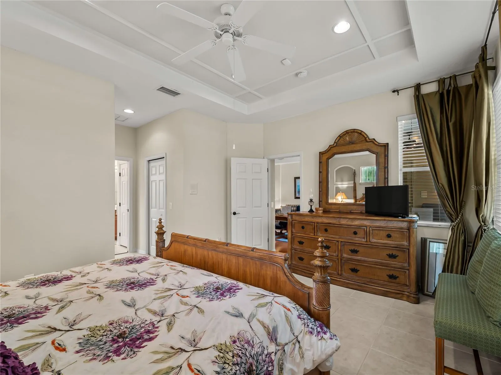 5130 LAUREL OAK CT