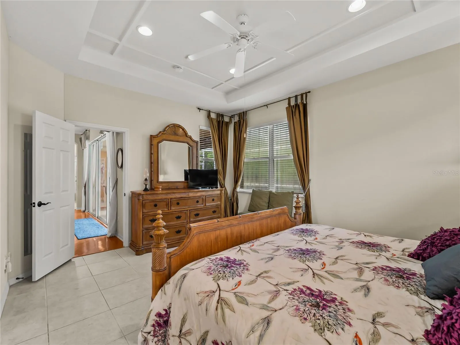 5130 LAUREL OAK CT