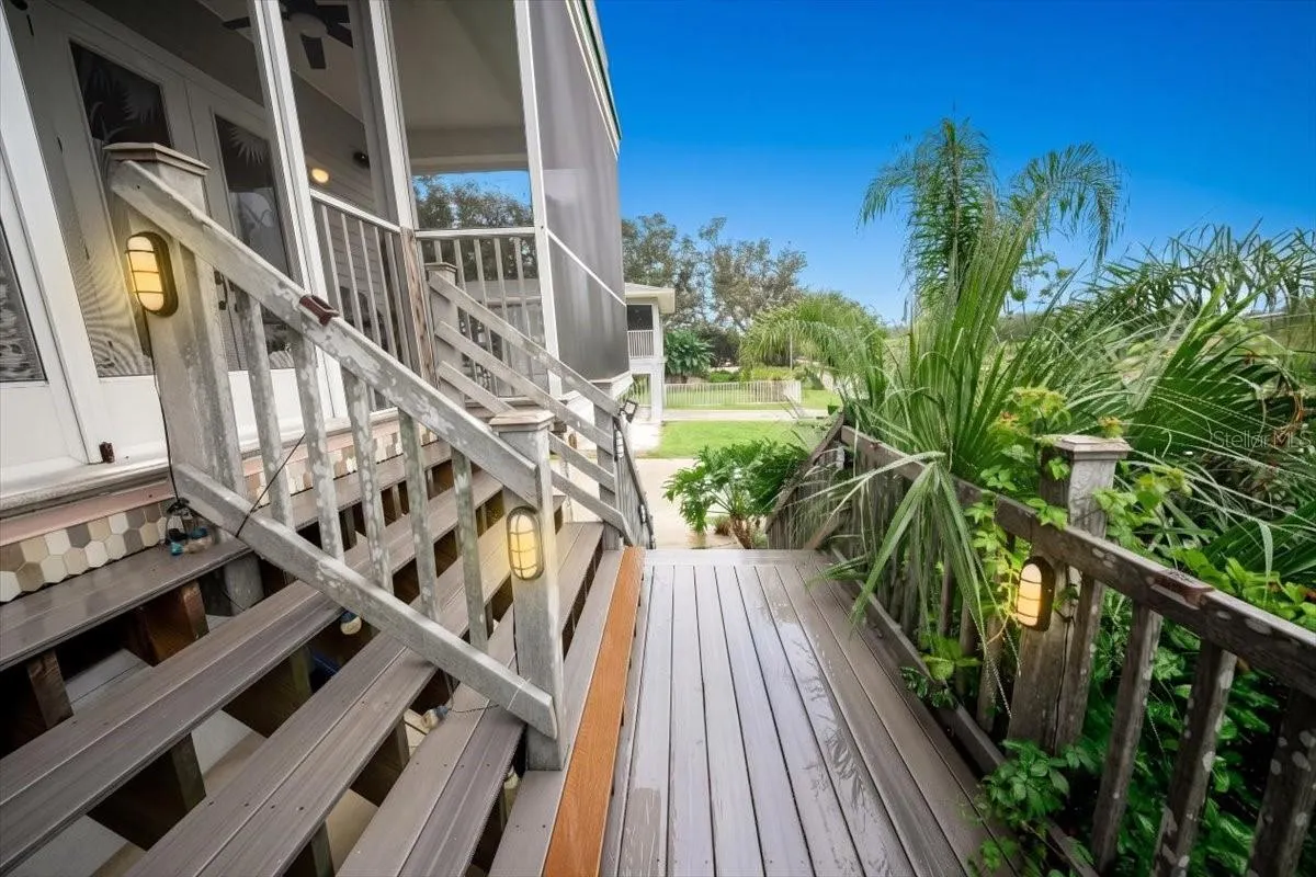 1775 SCENIC DR