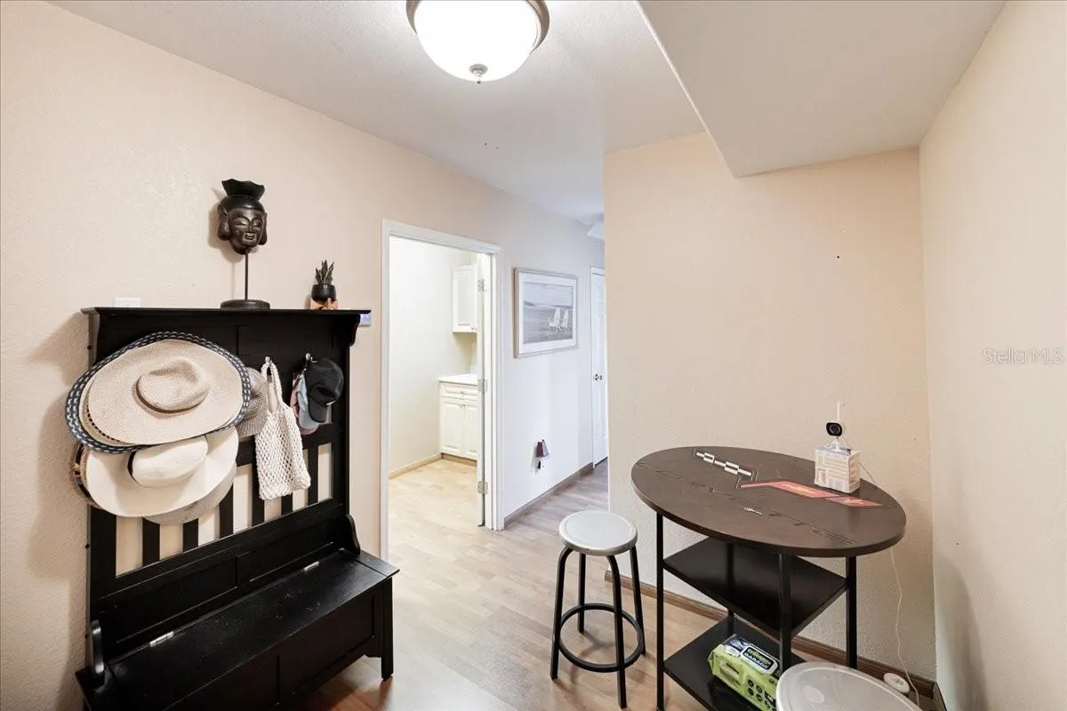 1775 SCENIC DR