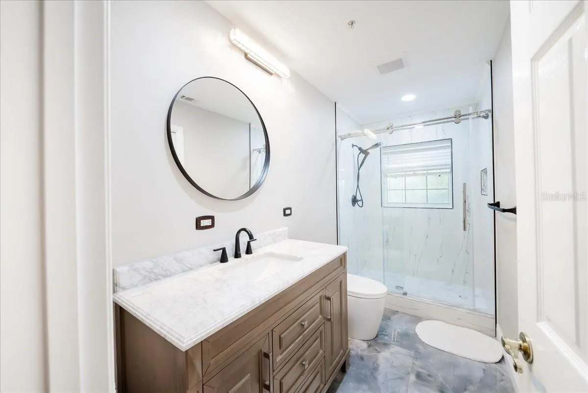 1775 SCENIC DR