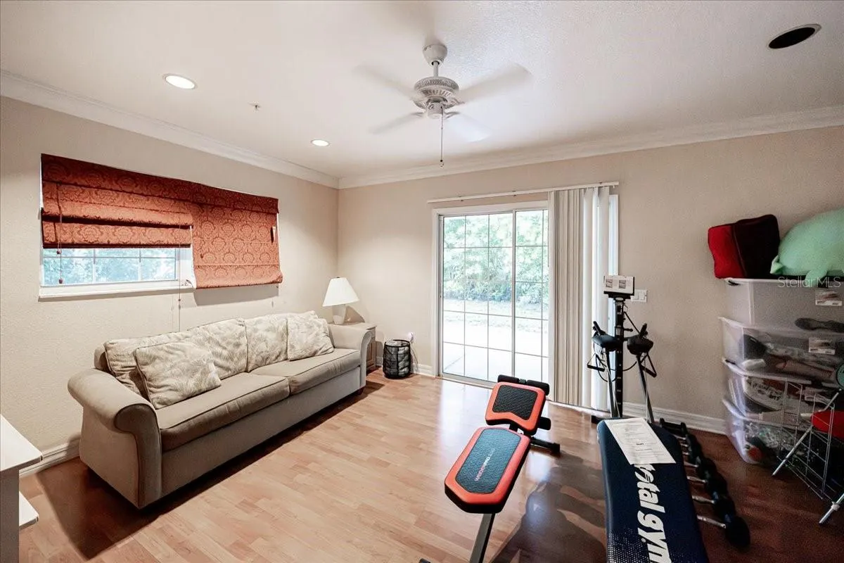 1775 SCENIC DR