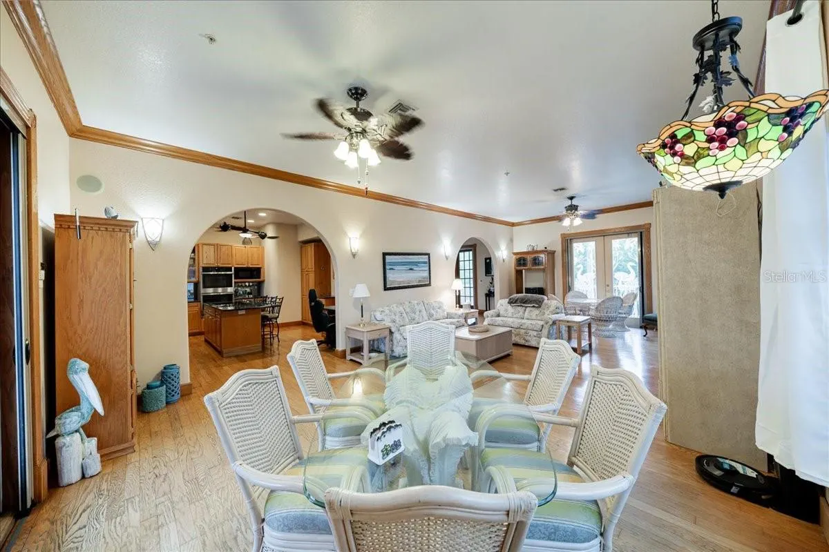 1775 SCENIC DR