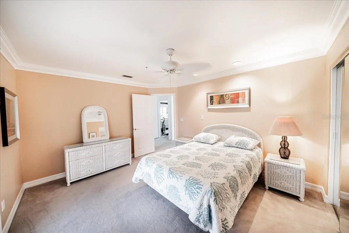 1775 SCENIC DR