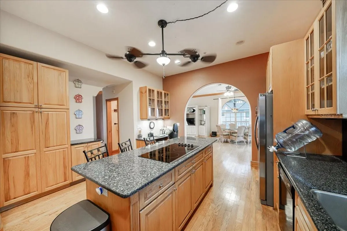 1775 SCENIC DR
