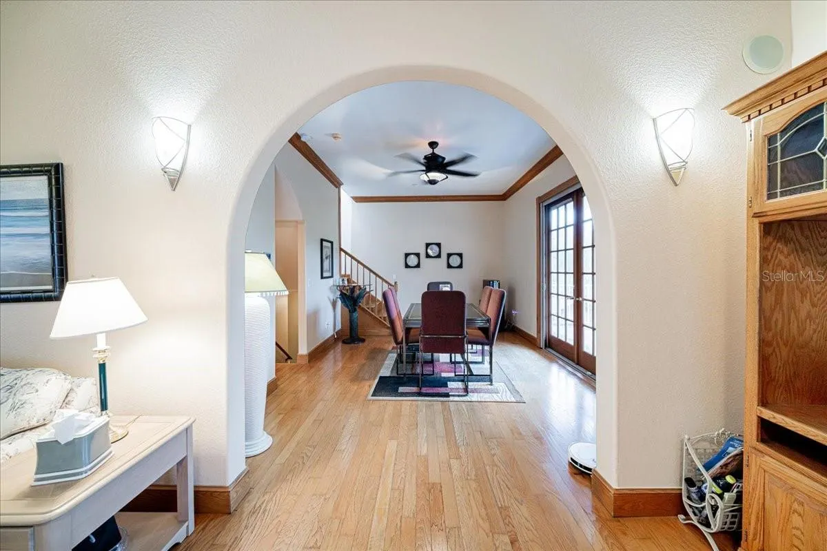 1775 SCENIC DR