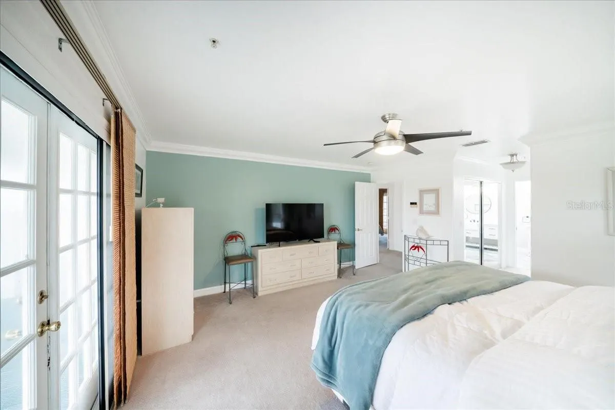 1775 SCENIC DR