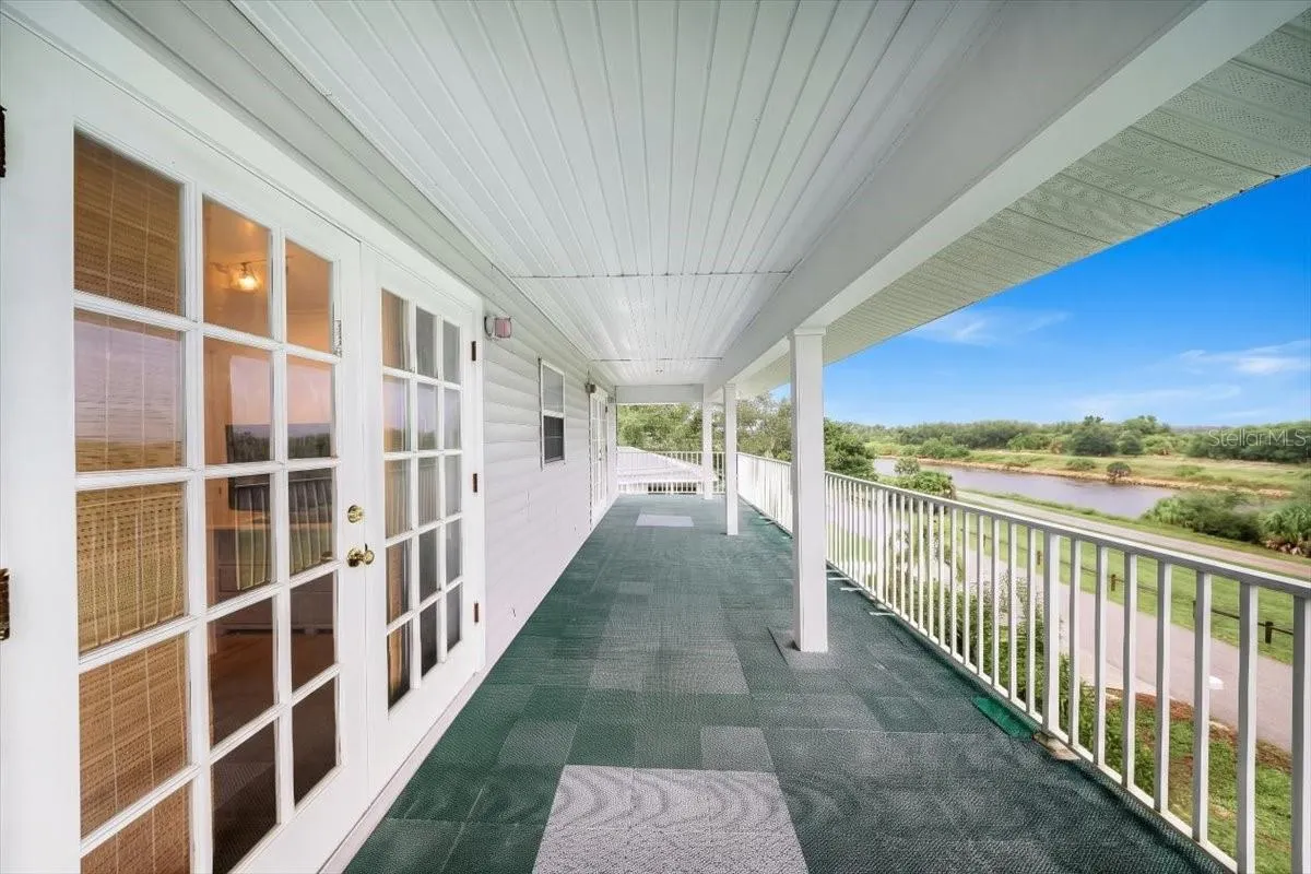 1775 SCENIC DR