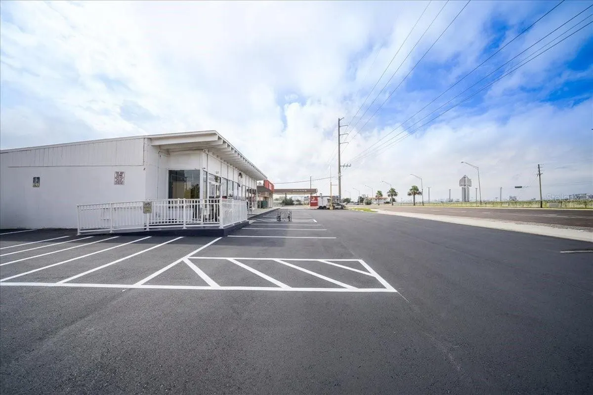 201 US HIGHWAY 41 BYP S