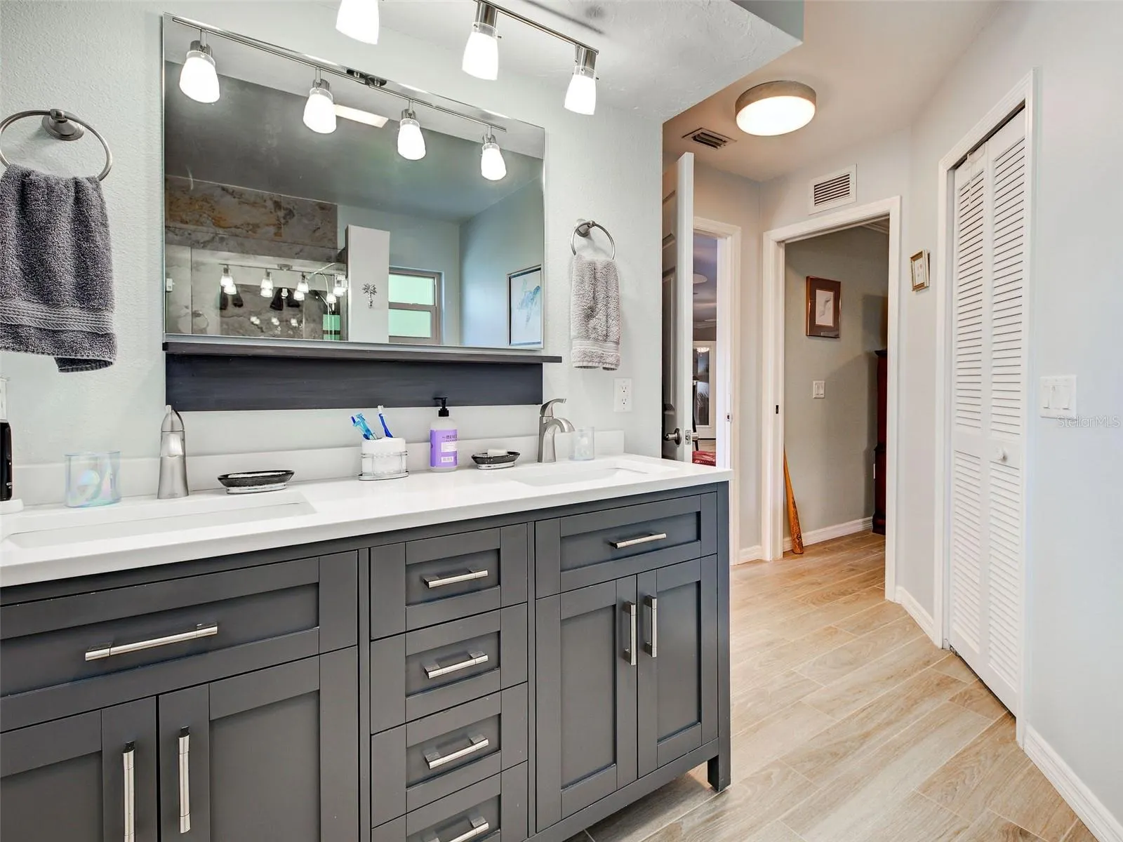 800 OSPREY ST