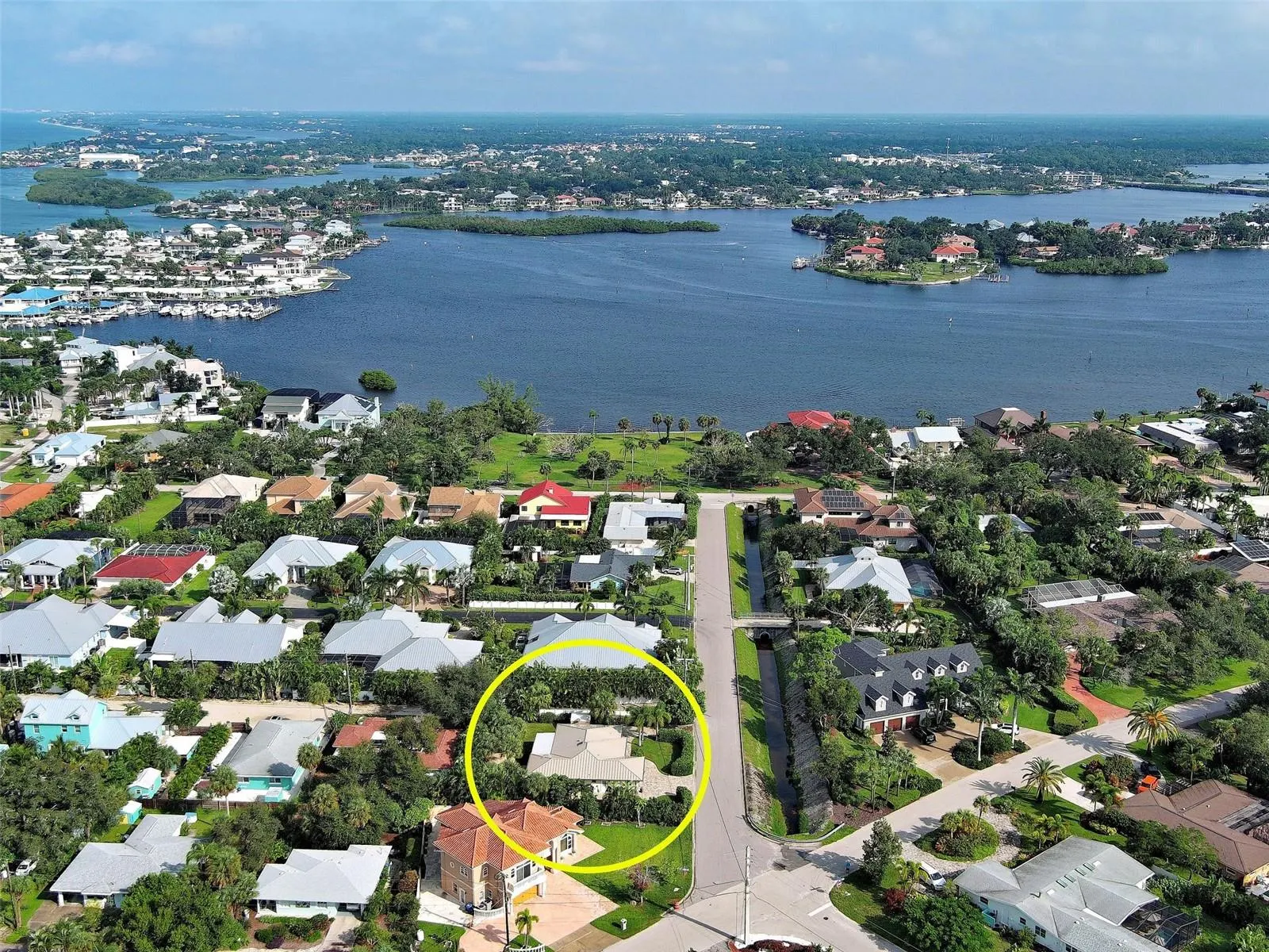 800 OSPREY ST