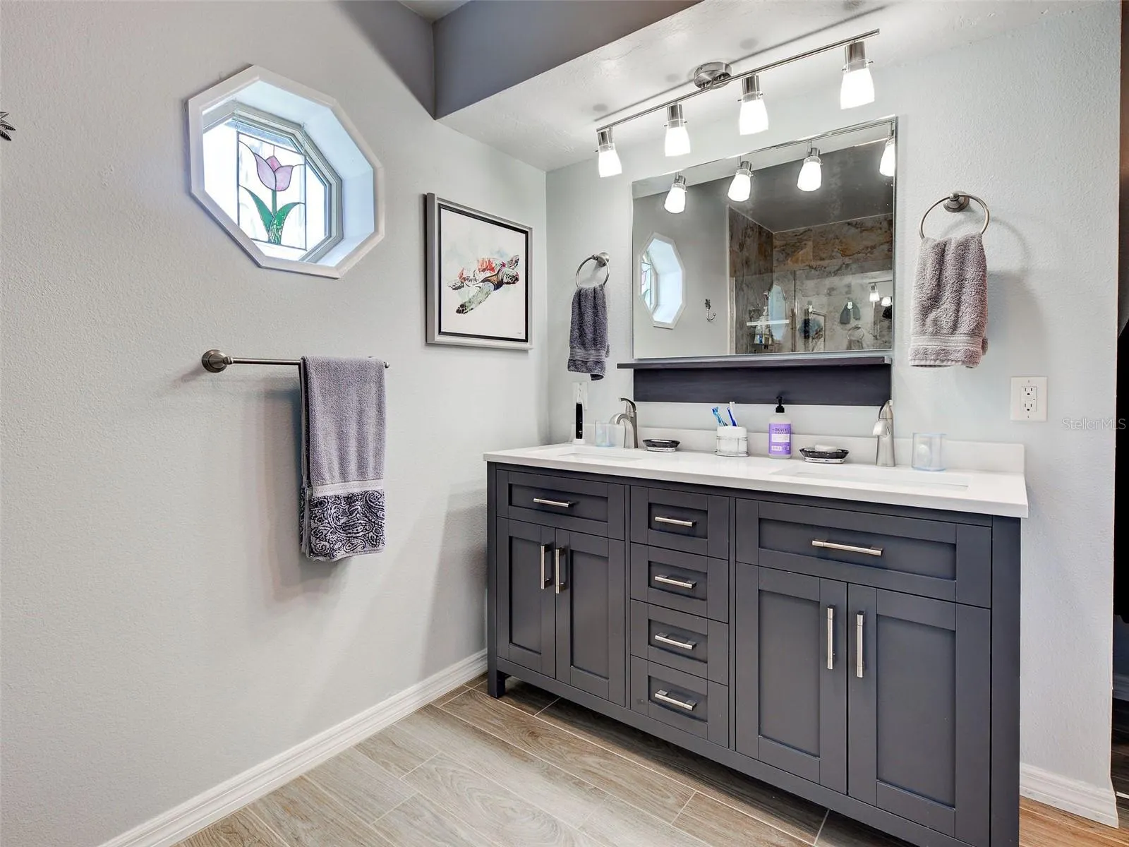800 OSPREY ST