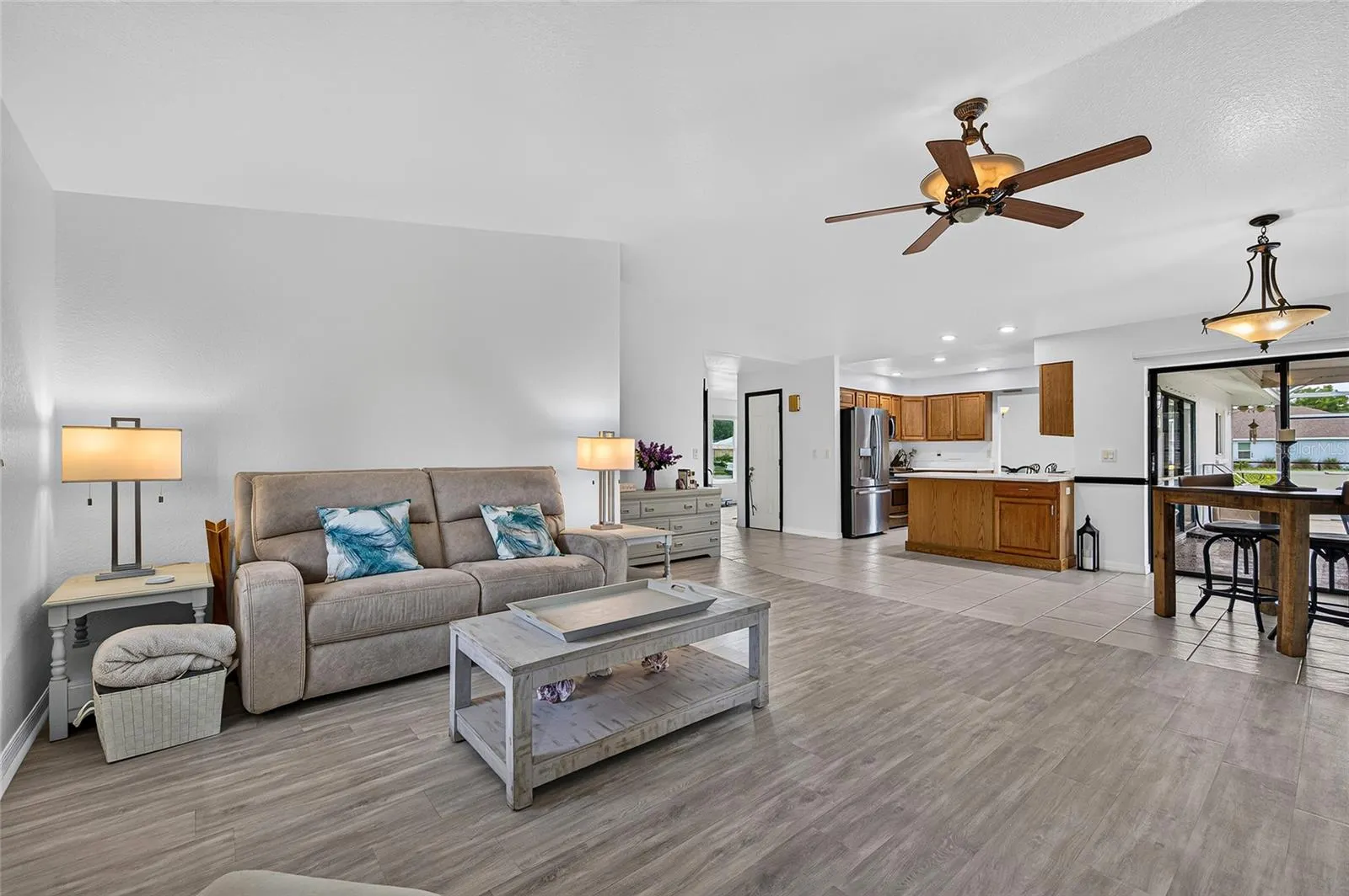 25321 DOREDO DR