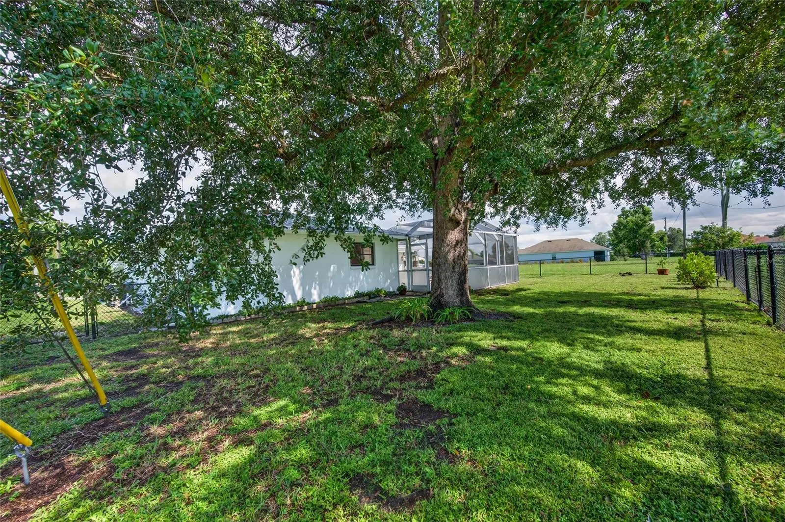 25321 DOREDO DR
