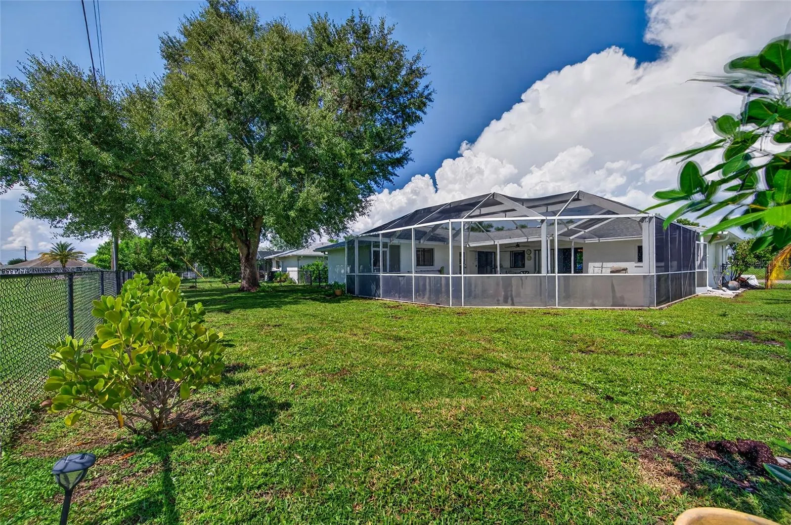 25321 DOREDO DR