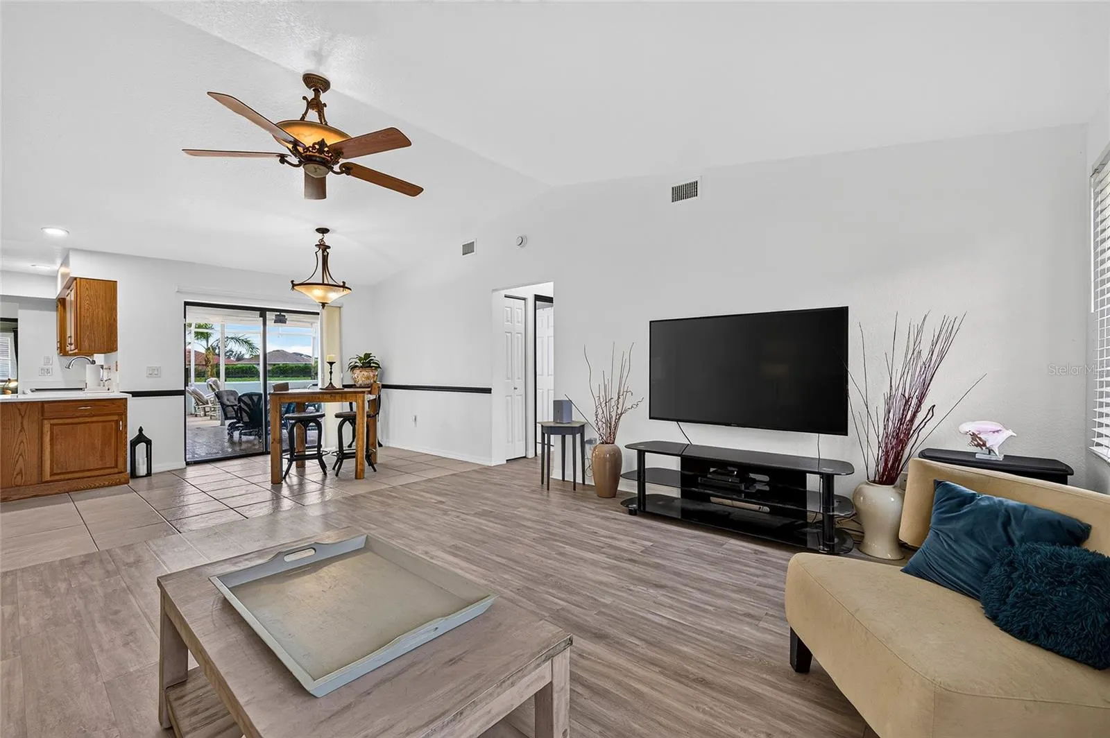 25321 DOREDO DR