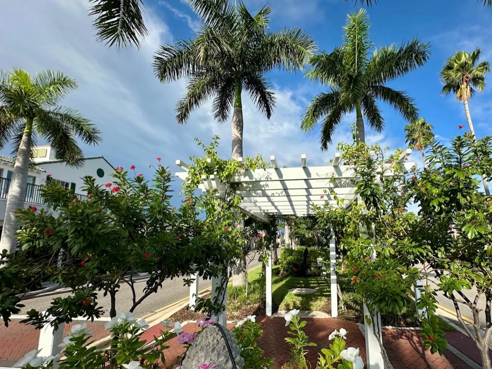512 W VENICE AVE #607 #607