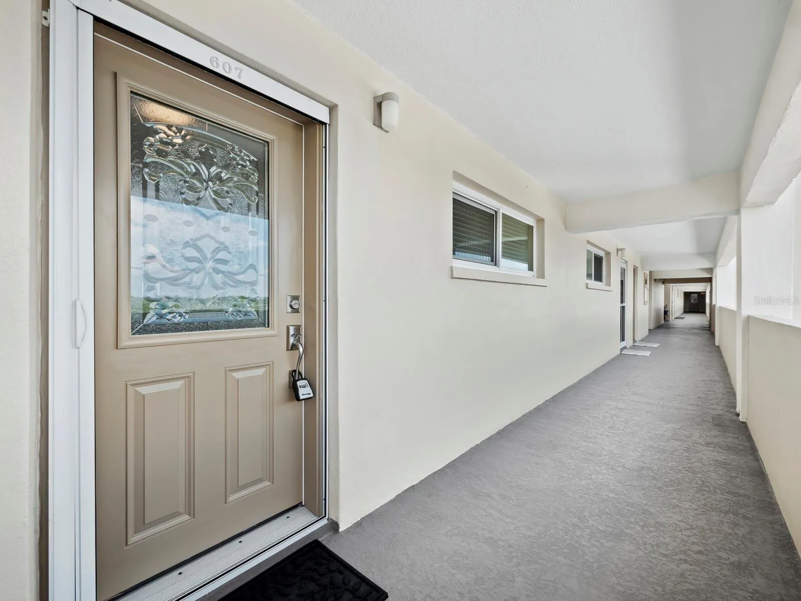 512 W VENICE AVE #607 #607