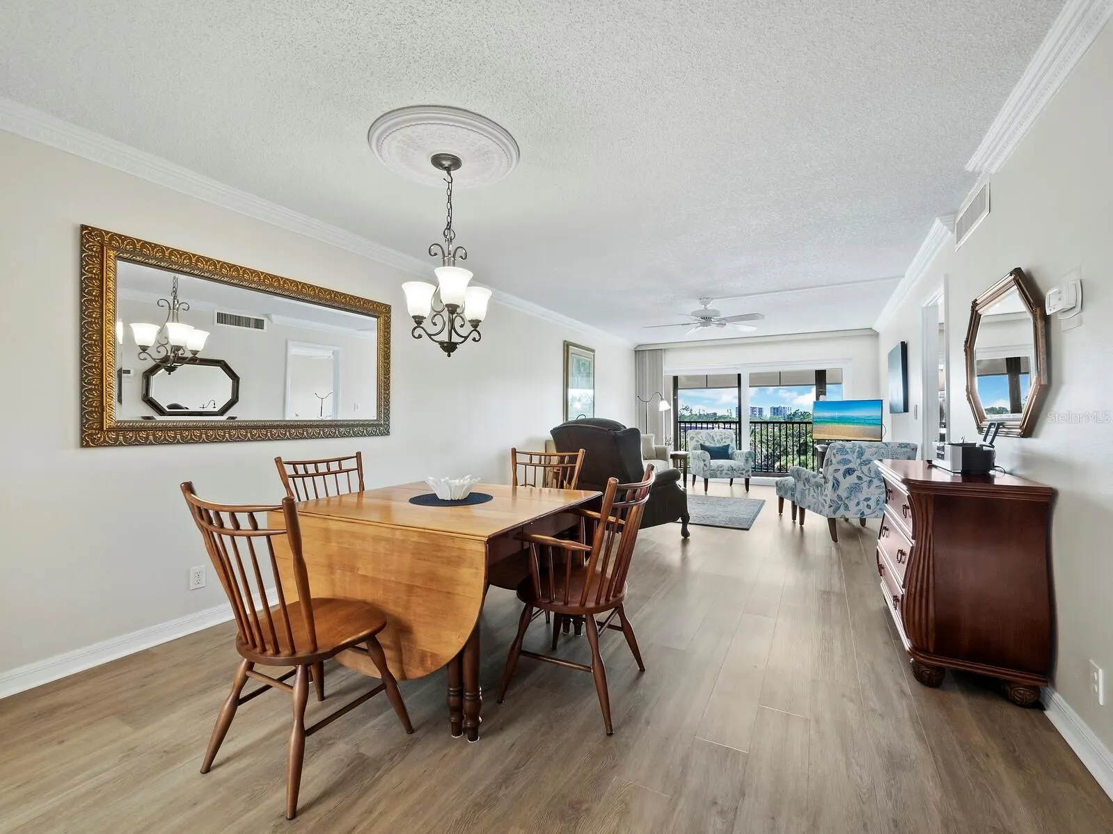512 W VENICE AVE #607 #607