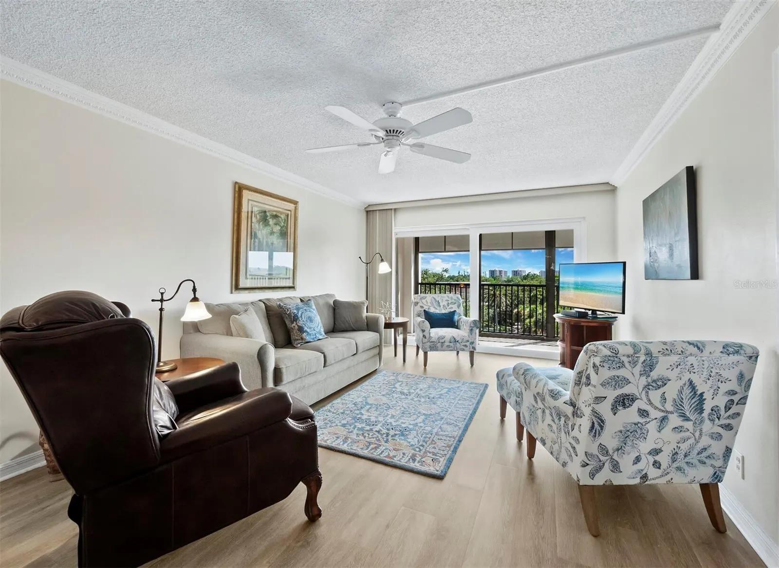 512 W VENICE AVE #607 #607