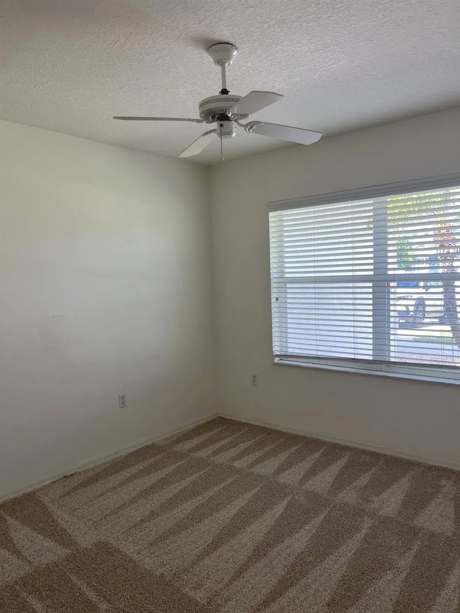 1551 ROYAL RD