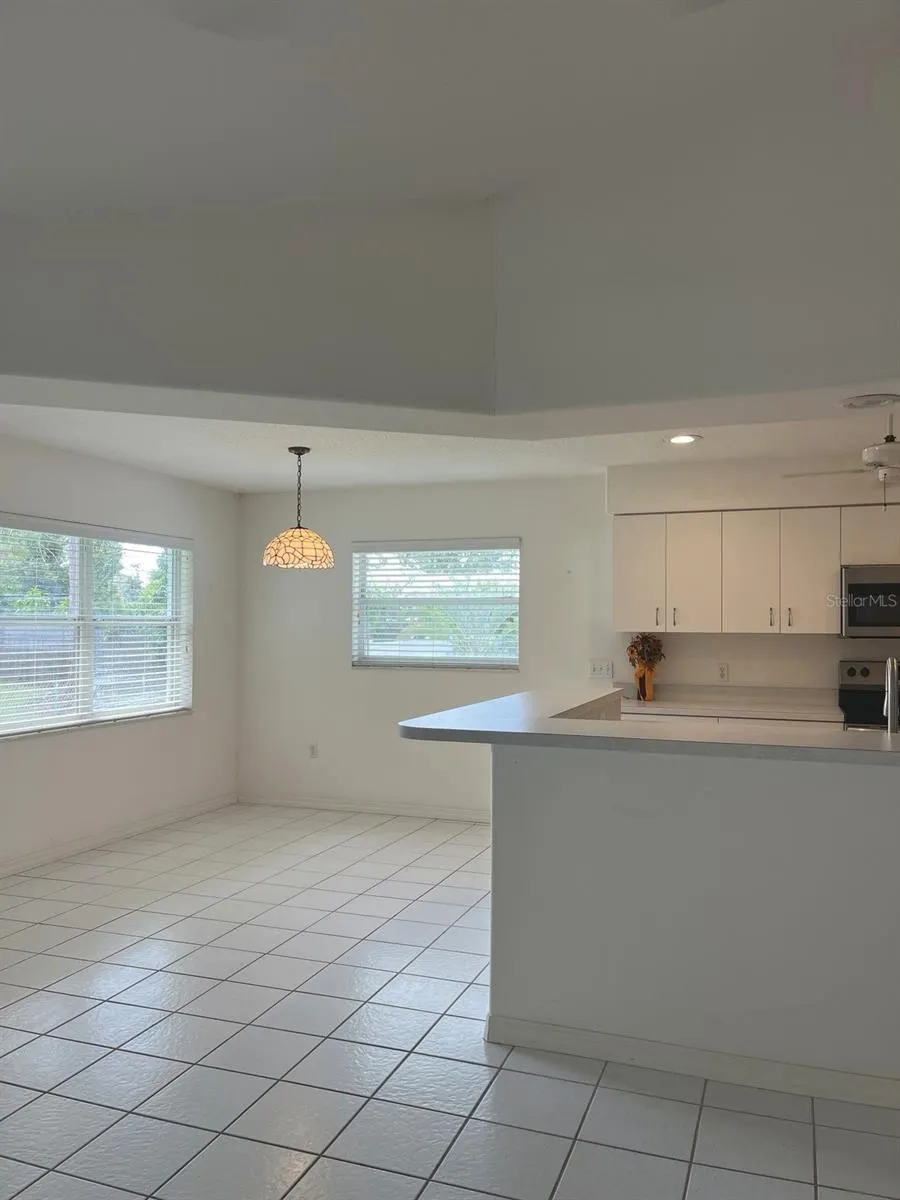 1551 ROYAL RD