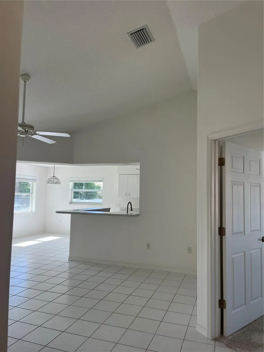 1551 ROYAL RD