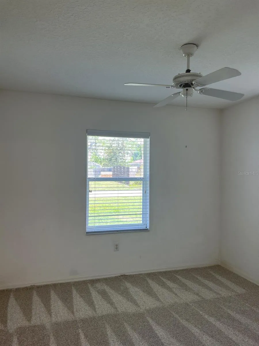 1551 ROYAL RD