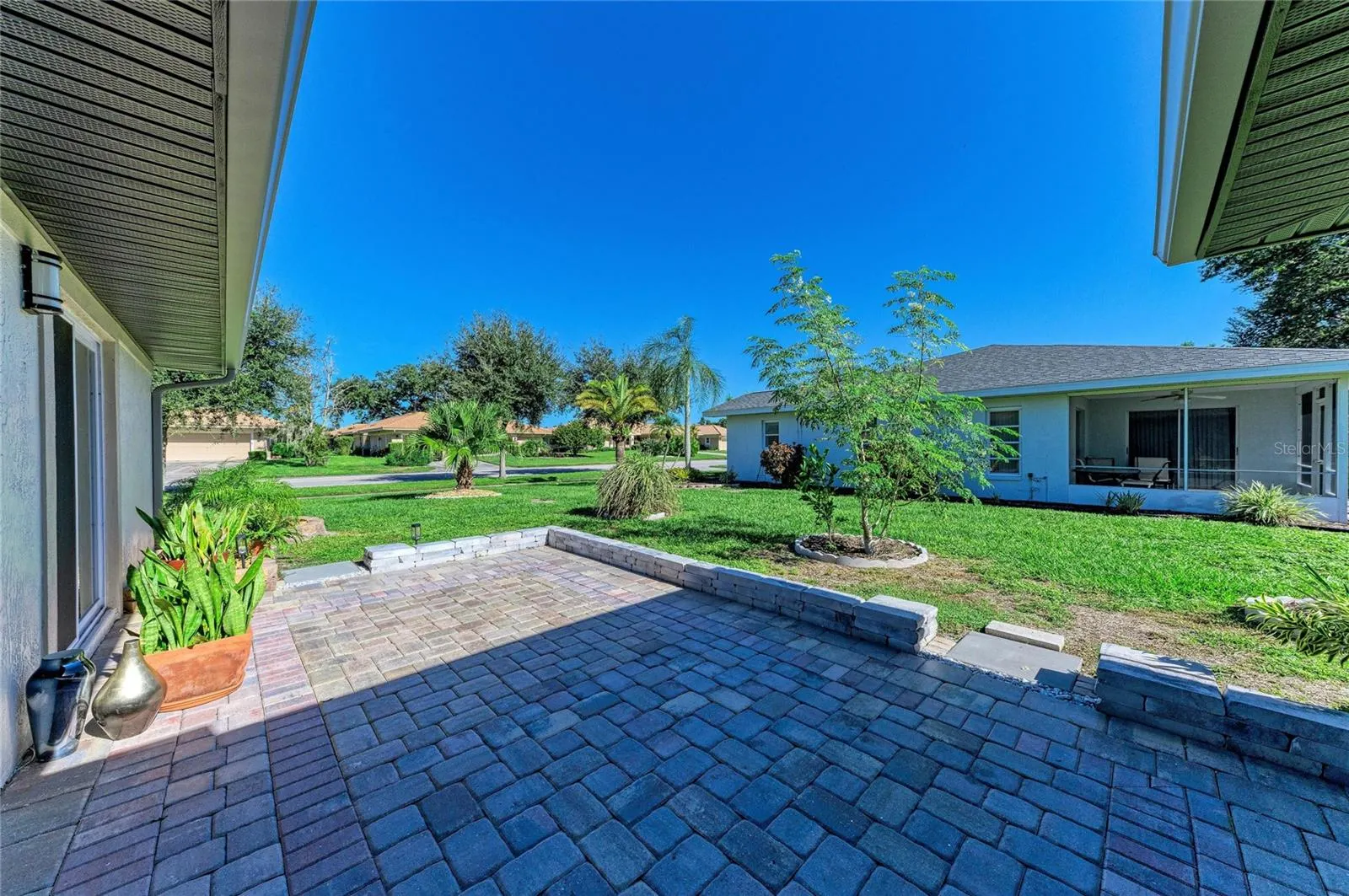 3200 MEADOW RUN DR