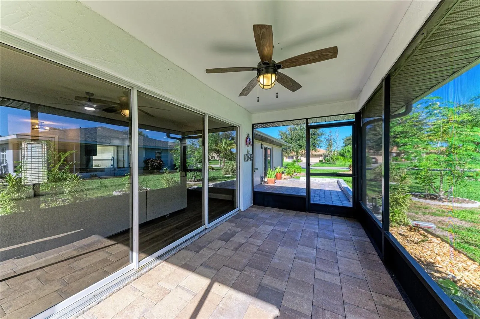 3200 MEADOW RUN DR