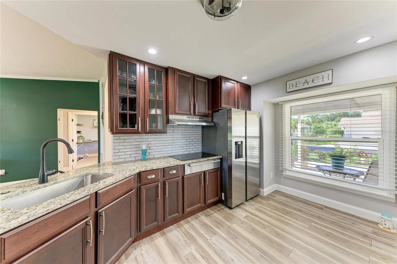 3200 MEADOW RUN DR