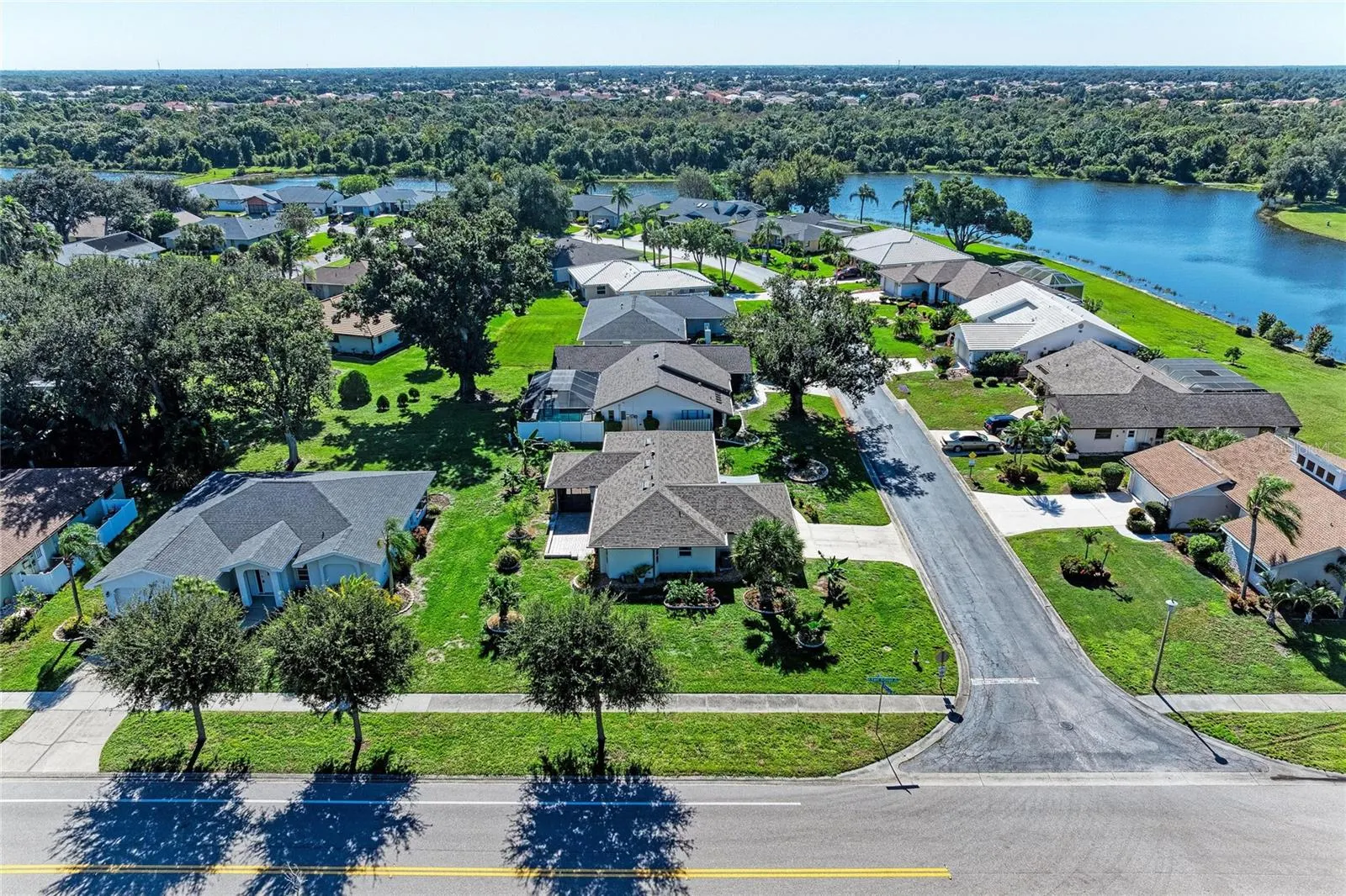 3200 MEADOW RUN DR