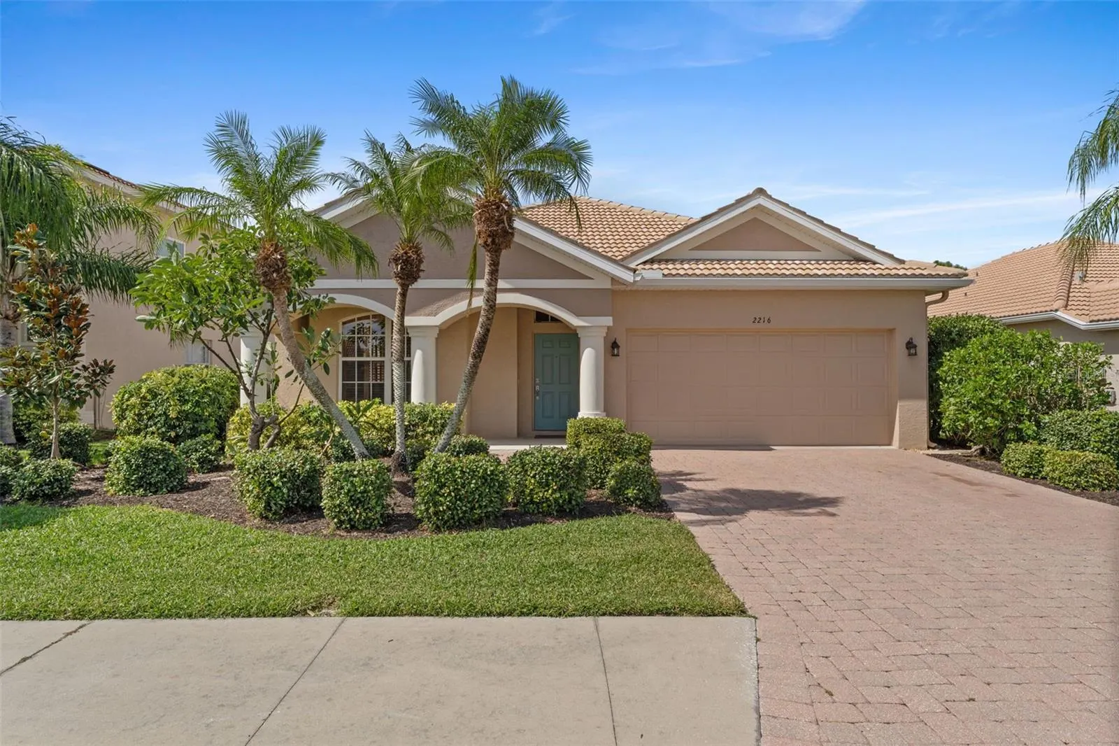 2216 WEAVER BIRD LN