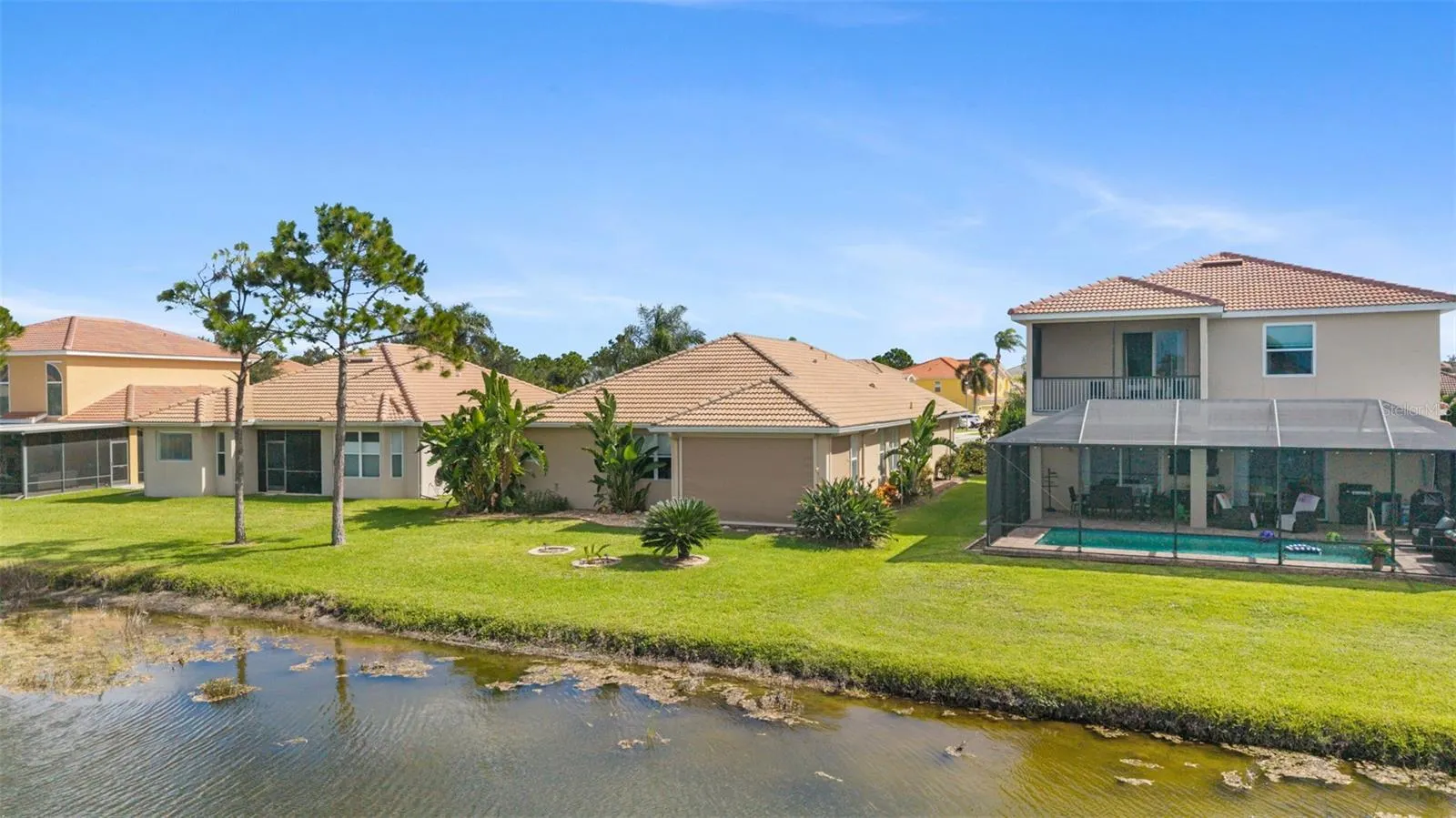 2216 WEAVER BIRD LN