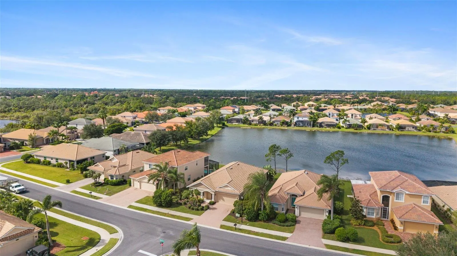 2216 WEAVER BIRD LN
