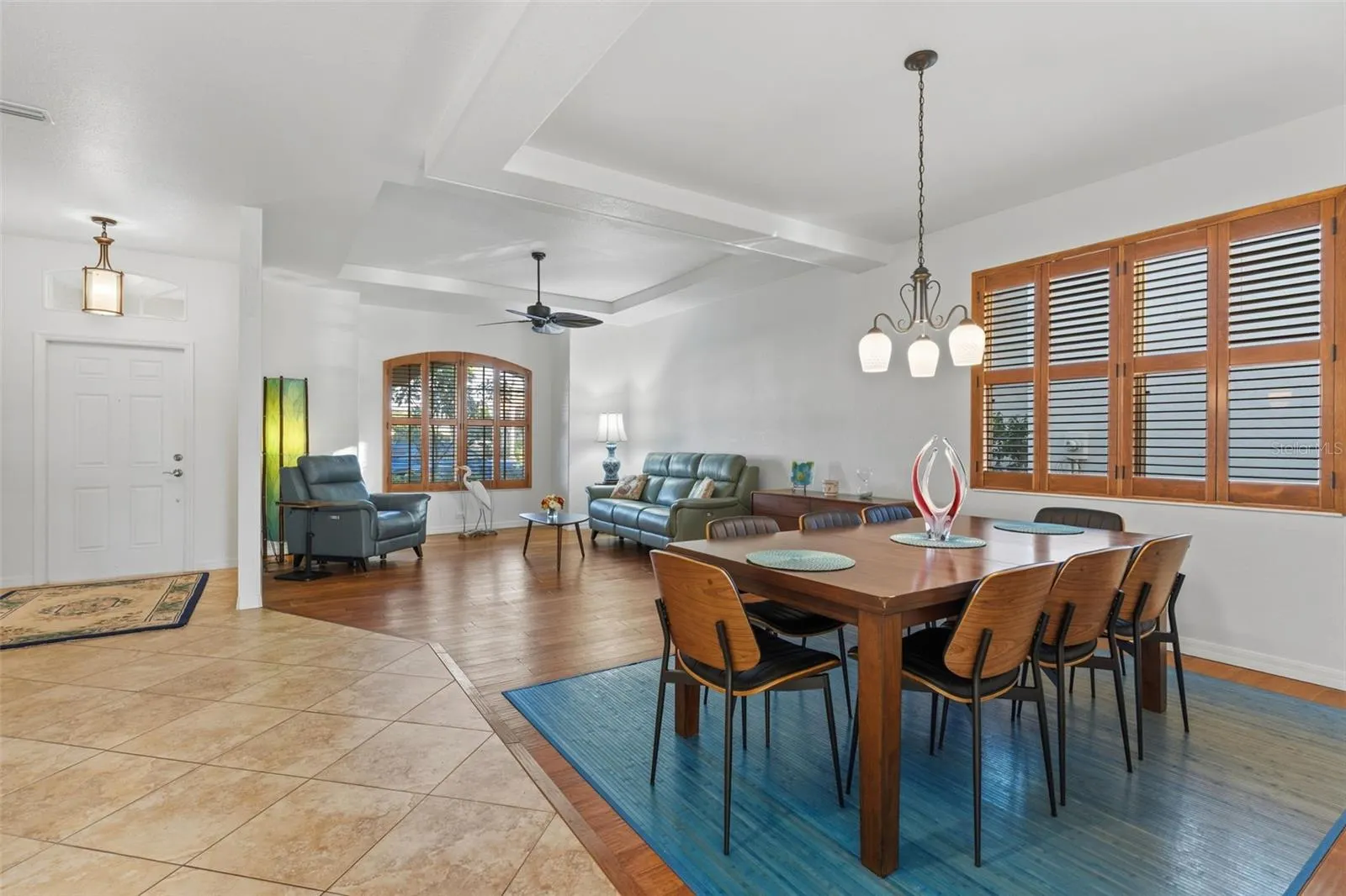 2216 WEAVER BIRD LN