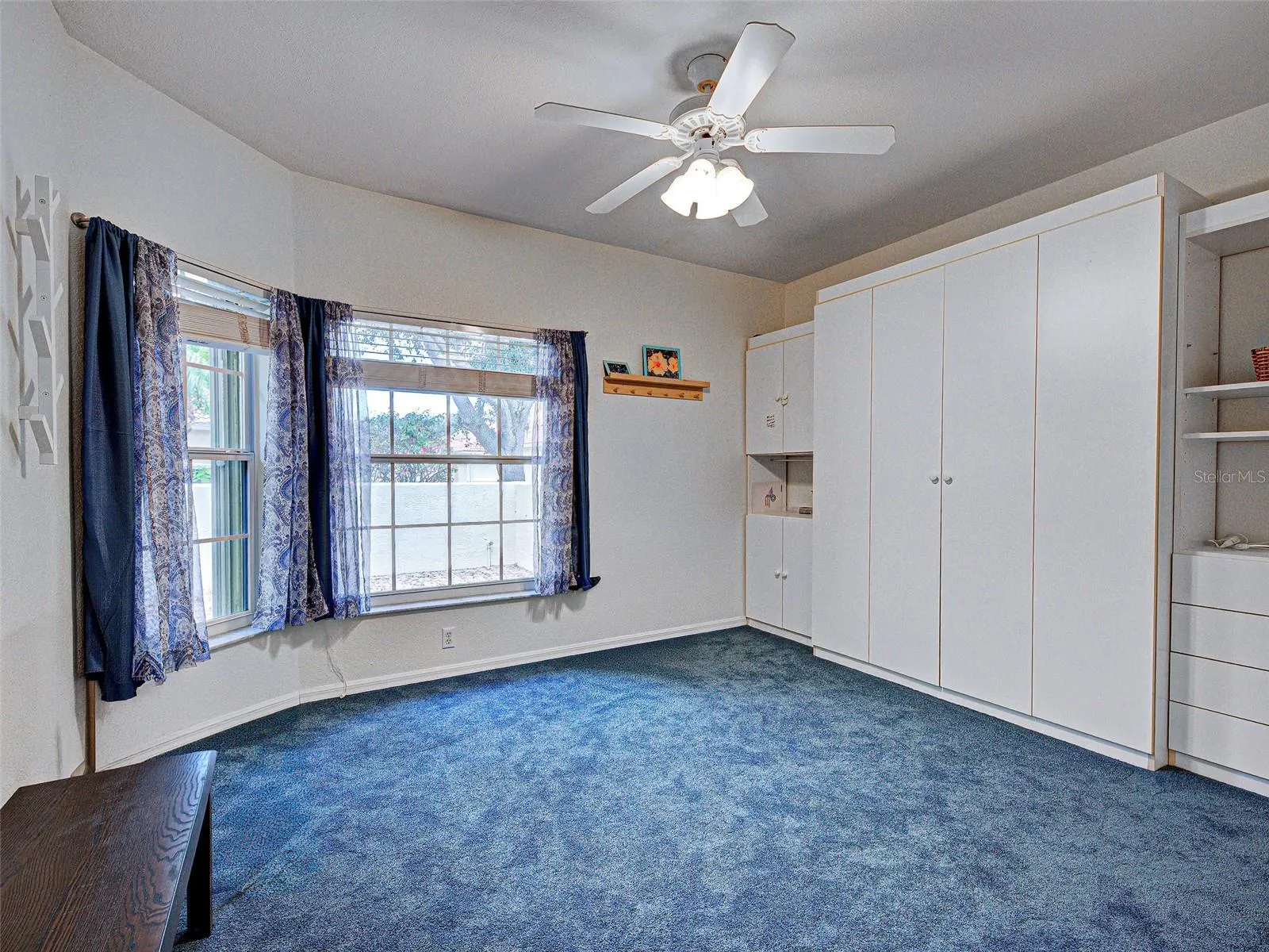 251 VISTA DEL LAGO WAY