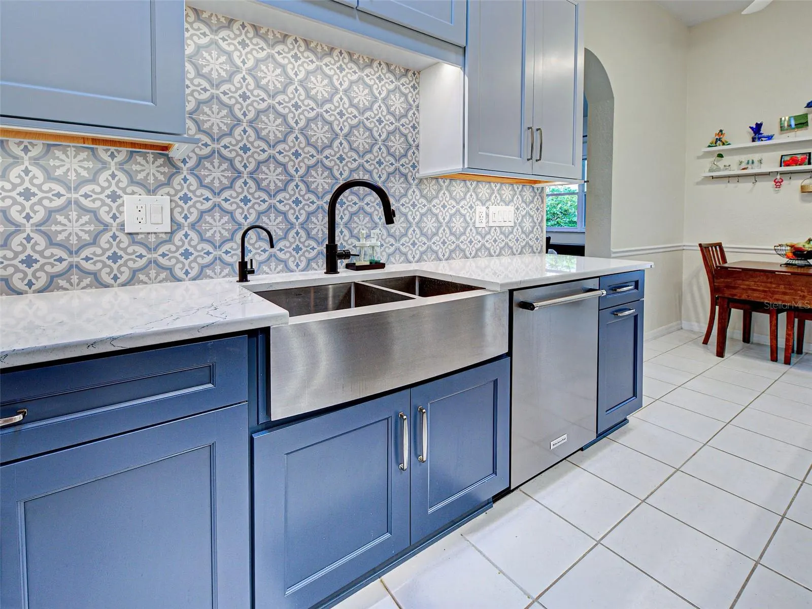 251 VISTA DEL LAGO WAY