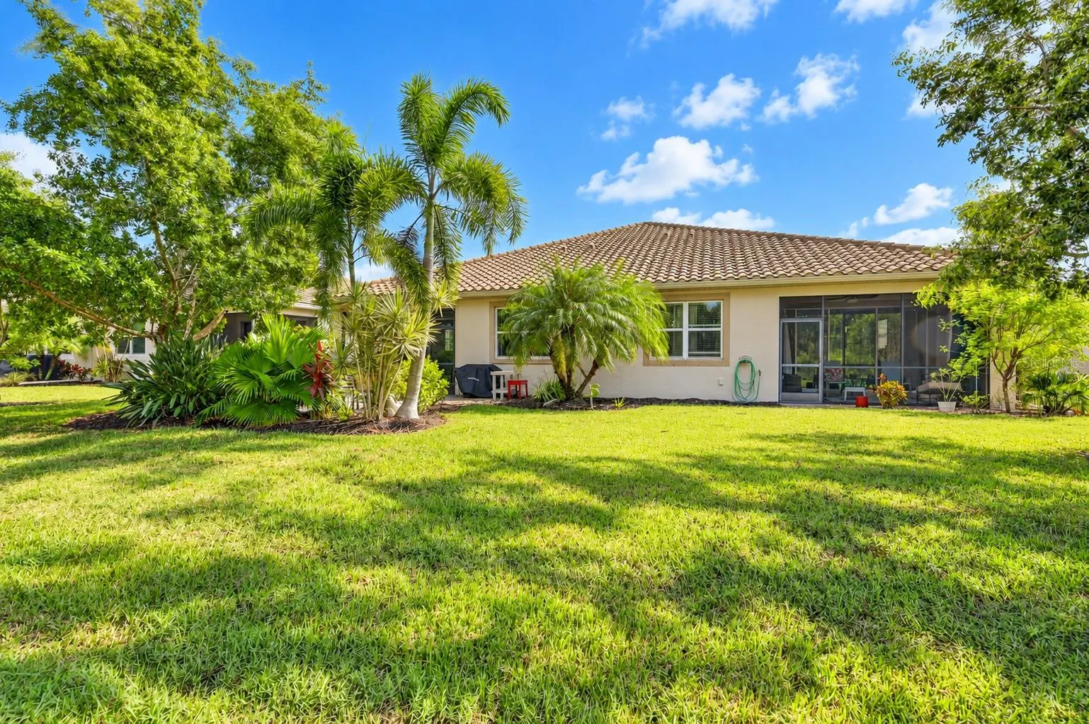 11910 TAPESTRY LN