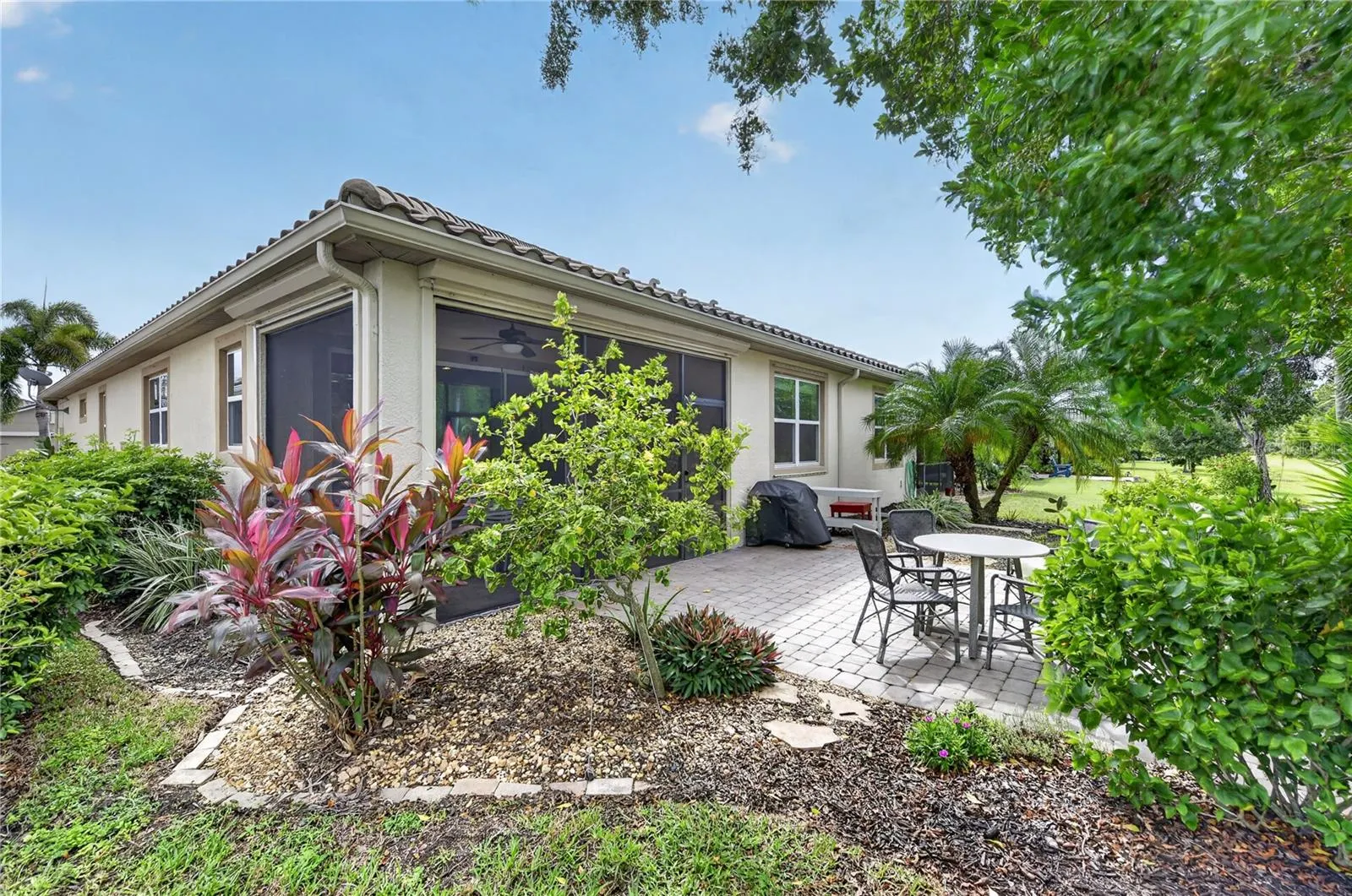 11910 TAPESTRY LN