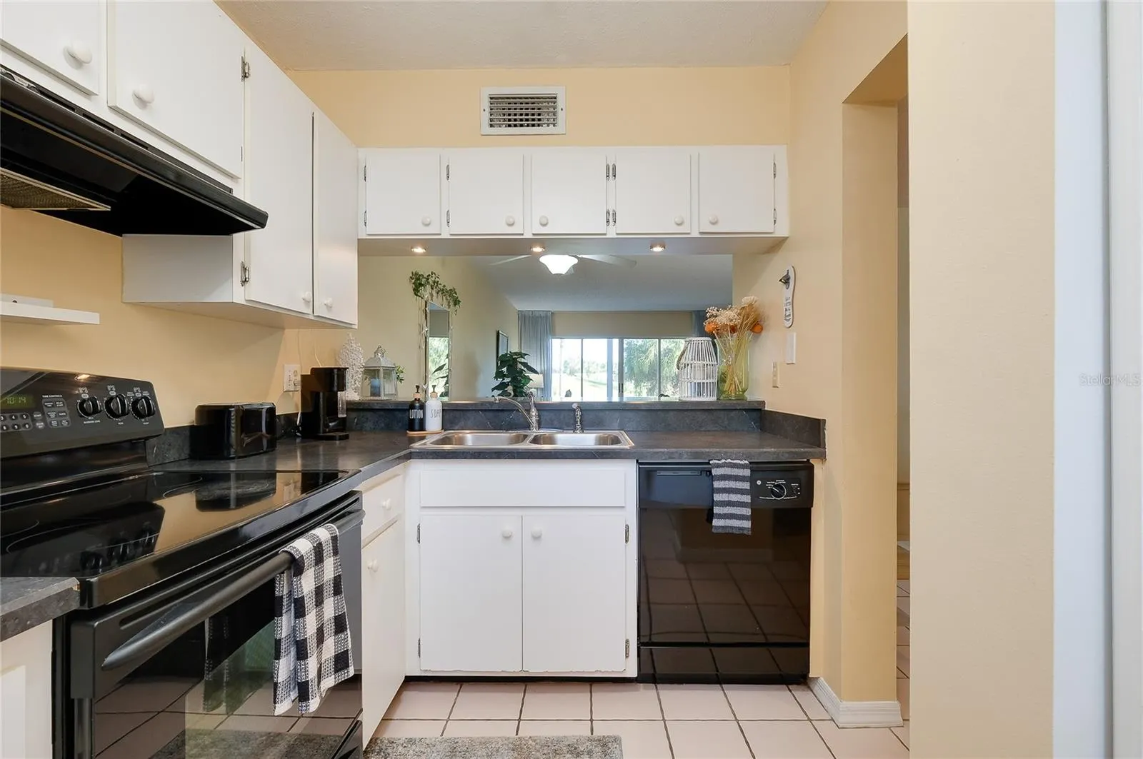 408 CERROMAR CIR S #132 #132