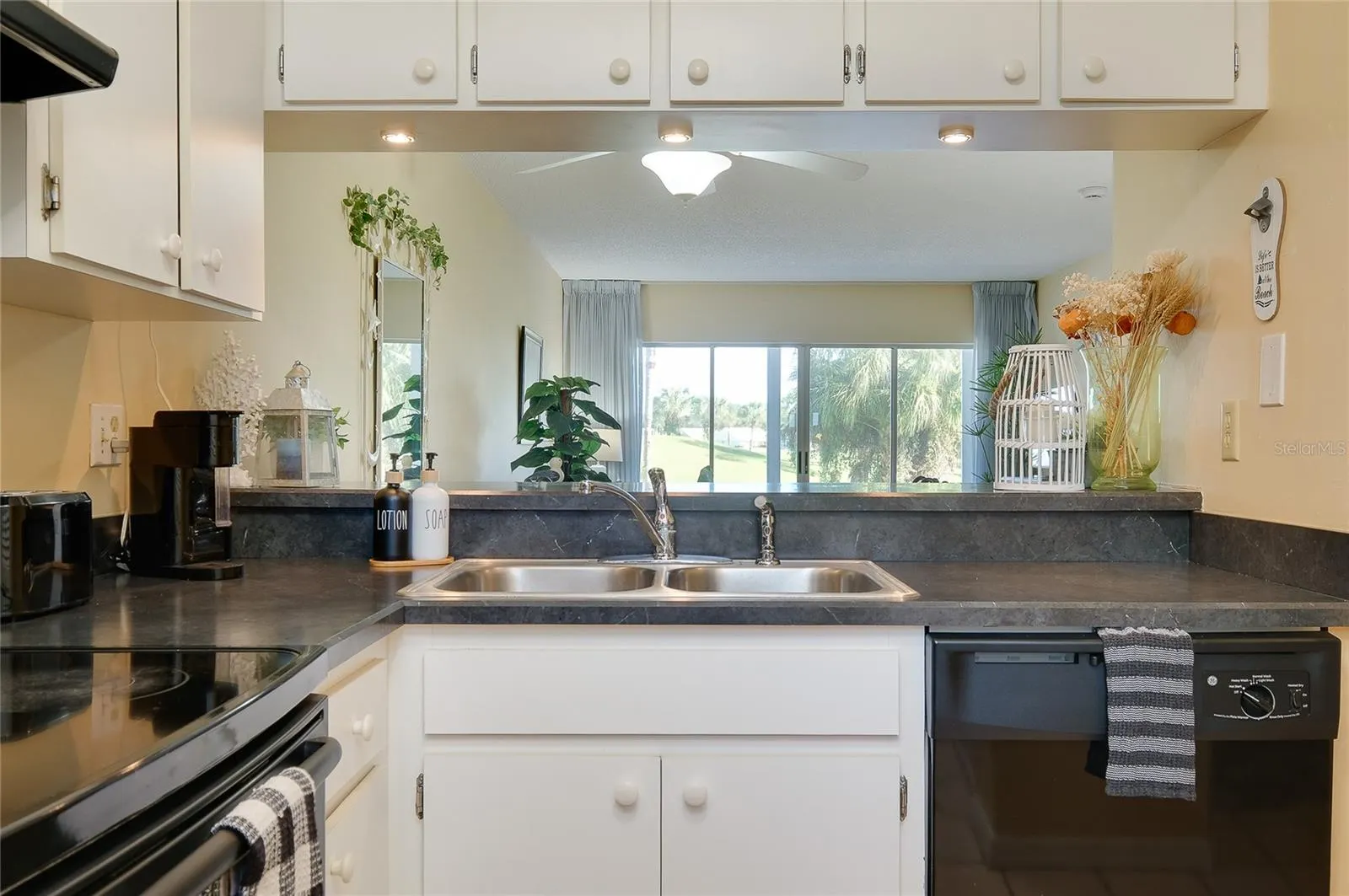 408 CERROMAR CIR S #132 #132