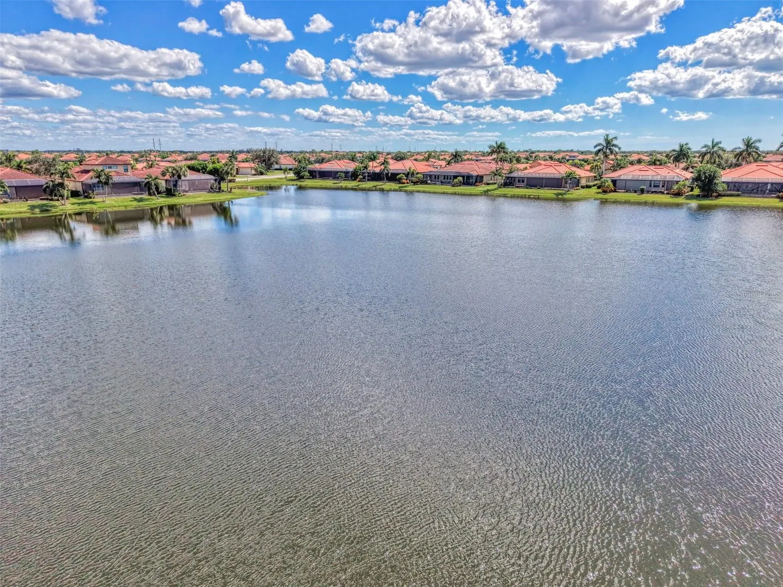 23810 WAVERLY CIR