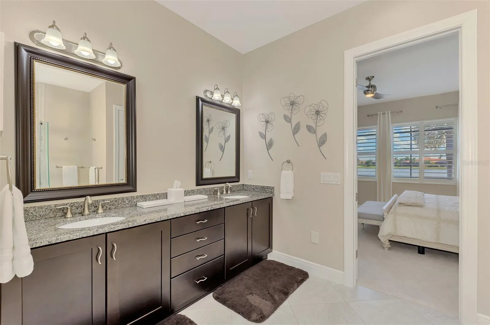 23810 WAVERLY CIR