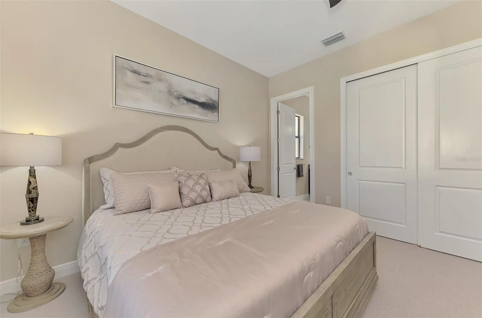 23810 WAVERLY CIR